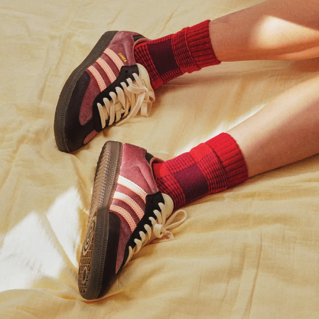 GOODPAIRSOCKS - Late For Summer, Red Bandung - Image 3