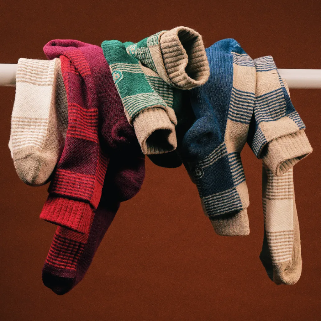 GOODPAIRSOCKS - Late For Summer, Red Bandung - Image 4